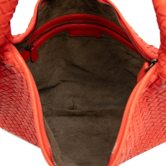 Pre-owned Medium Nappa Intrecciato Veneta Hobo - Image 3