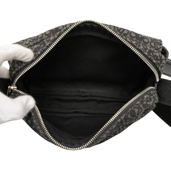 Pre-owned Xs Anagram Canvas Military Messenger Bag - Image 4