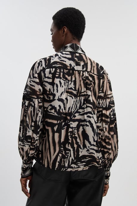 Animal Print Viscose Georgette Balloon Sleeve Woven Blouse - Image 5