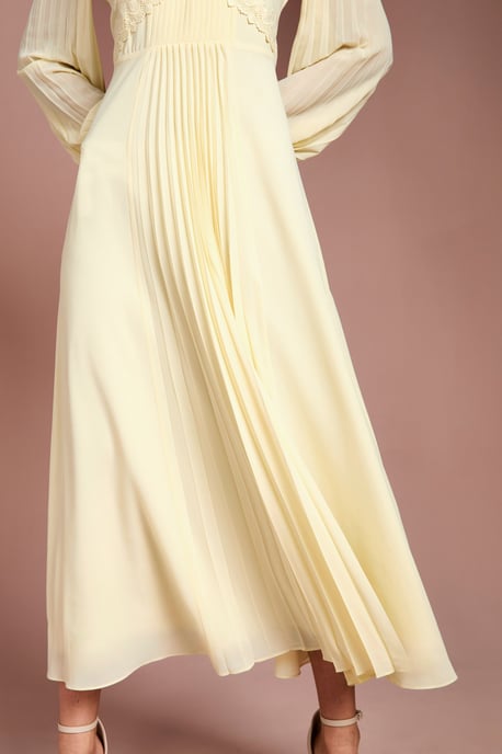 Pleat Detail Lace Trim Maxi Dress - Image 4