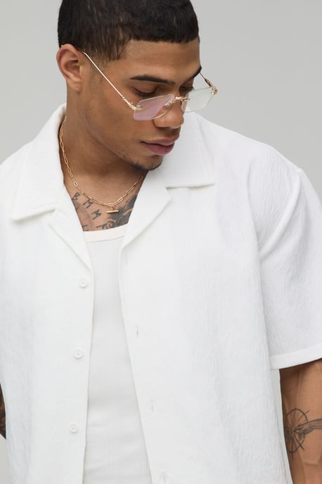 Oversized Shirt and Relaxed Mid Length Short Pleated Set - Image 3