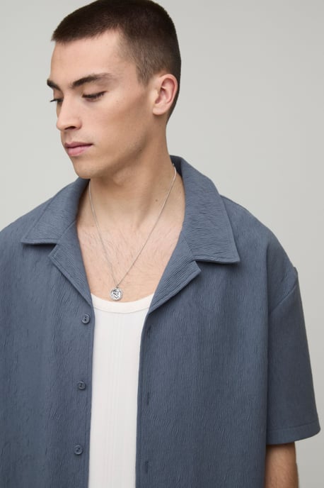 Oversized Shirt and Relaxed Mid Length Short Pleated Set - Image 3