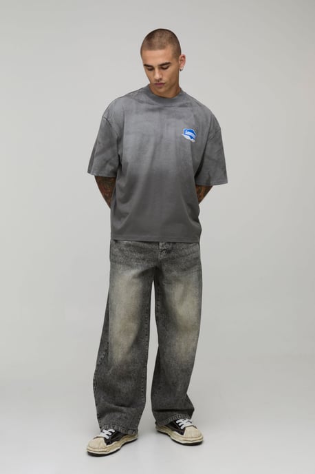 Washed Super Baggy Jeans - Image 4