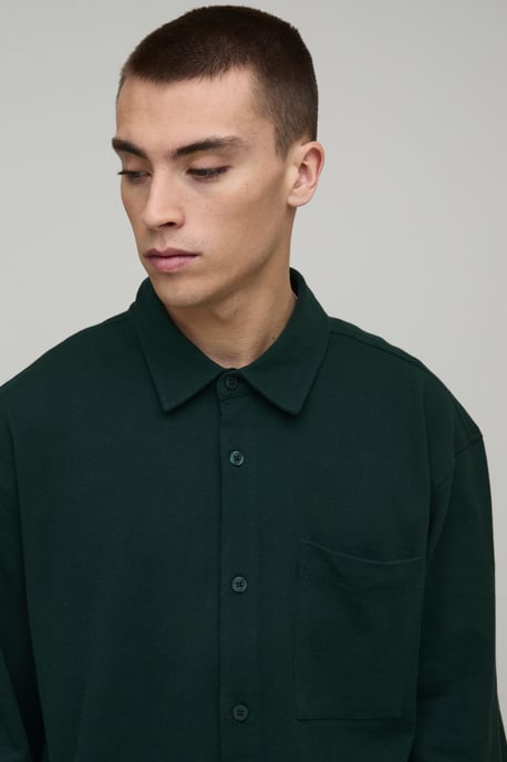 Oversized Boxy Shirt and Relaxed Short Set - Image 3