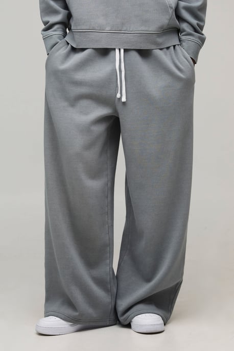 Essential Washed Extreme Wide Leg Jogger - Image 1