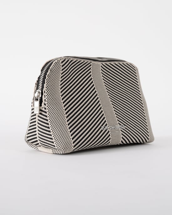 Knitty Makeup Bag in Black - Image 2