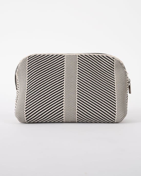 Knitty Makeup Bag in Black - Image 5
