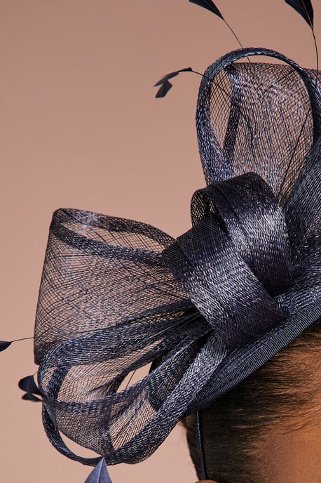 Bow and Feather Fascinator - Image 3
