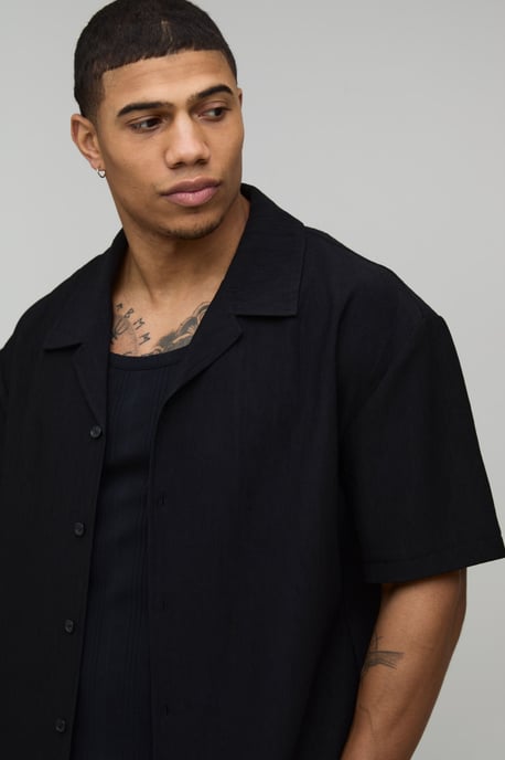 Oversized Shirt and Relaxed Mid Length Short Pleated Set - Image 3