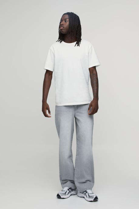 Basic Relaxed Fit Jeans - Image 4