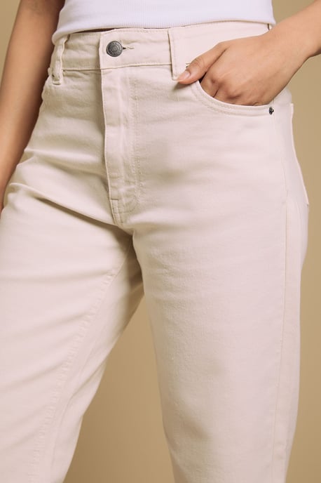 Petite Comfort Stretch Slim Jeans - Image 4