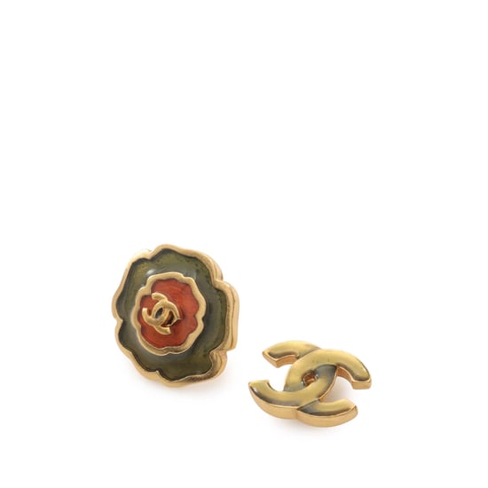 Tweedehands Emaille Camellia CC Stud Push Back Oorbellen - Image 3