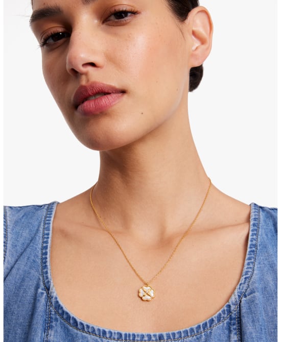 Heritage Bloom Pendant - Image 3