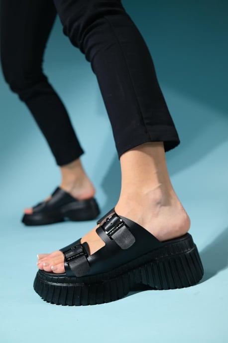 Joanes Läder Two-Strap Platå Sandal (Women) - Image 5