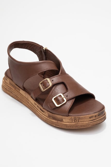 Levine Läder Med Spänne Side-Zip Sandal - Image 3