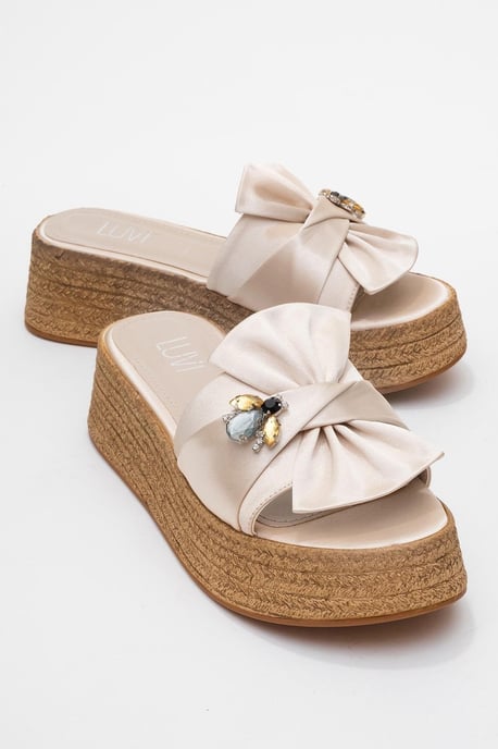 Shara Braided Bow & Bee Spänne Platå Sandal - Image 1