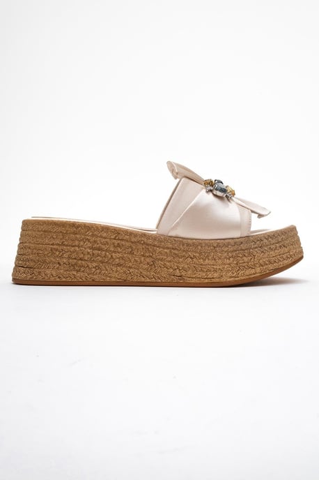 Shara Braided Bow & Bee Spänne Platå Sandal - Image 5
