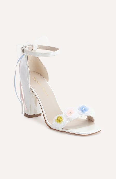 Nikki Lace Bridal Sandaler - Image 1