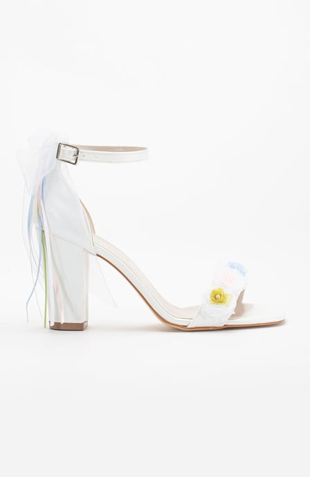 Nikki Lace Bridal Sandaler - Image 2