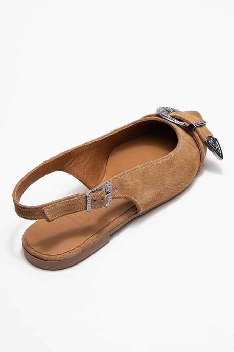 Cordelia Läder Spetsig Tå Spänne Sandal - Image 3