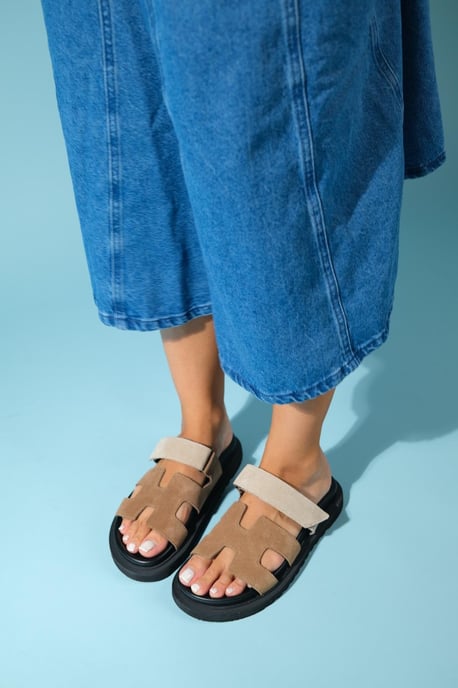 Morte Läder Slide Sandal (Women) - Image 2