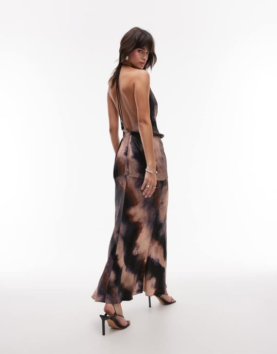 Topshop asymmetric maxi dress in dusty marbled print - Image 4