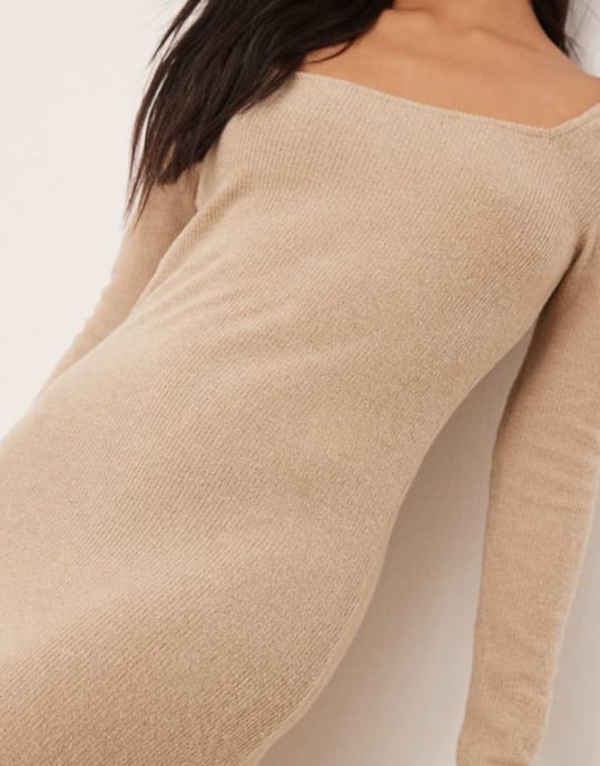 Vila Petite long sleeve square neck knitted maxi dress in camel - Image 4