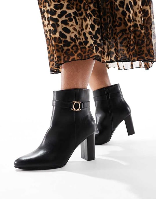 Yours strap detail block ankle boots in black - Image 3