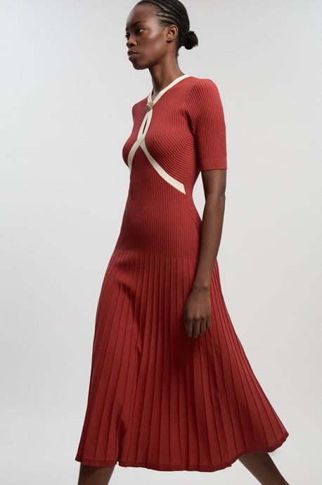 Rib Knit Trim Detail Full Skirt Short Sleeve Midi Dress - Image 2