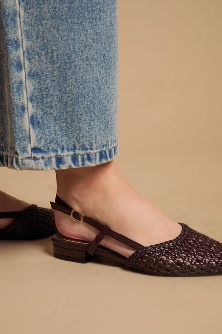 Brandie Faux Leather Woven Slingback Pointed Flat Shoes - Image 4
