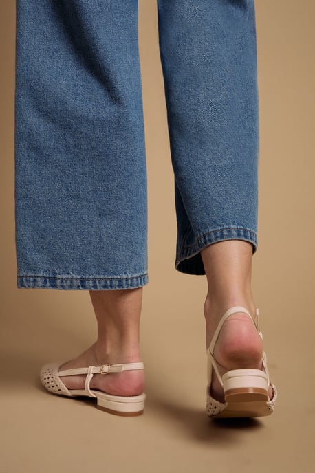Brandie Faux Leather Woven Slingback Pointed Flat Shoes - Image 3