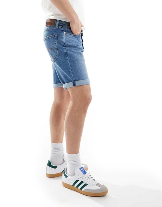 Tommy Jeans Scanton slim denim shorts in mid wash - Image 4