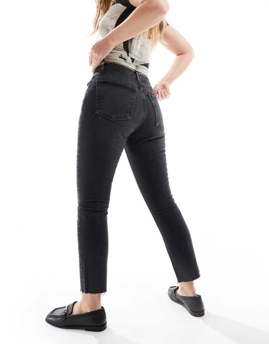 Topshop Hourglass mid rise straight cropped jean with raw hems in washed black - Image 3