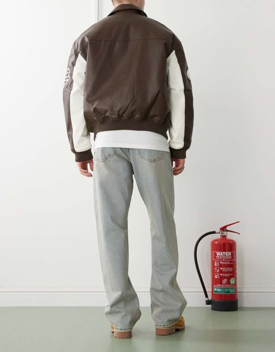 Dr Denim Omar wide relaxed fit straight leg jeans in canyon light vintage lightwash blue - Image 3