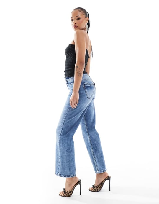 Miss Selfridge Petite heart pocket straight leg jean in blue wash - Image 3