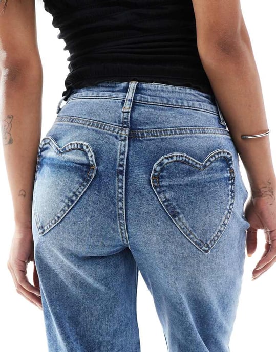 Miss Selfridge Petite heart pocket straight leg jean in blue wash - Image 4