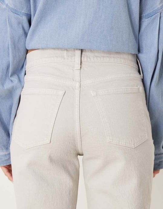 Abercrombie & Fitch low rise baggy fit jean in beige - Image 4
