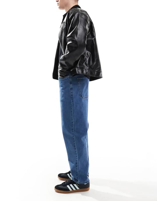 Farah hawtin relaxed fit jeans in midwash blue - Image 3