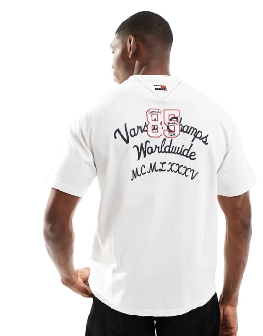 Tommy Jeans chest script logo t-shirt in off white - Image 1