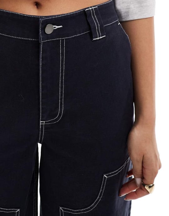 ASOS DESIGN barrel leg trouser in navy with contrast stitch - Image 3