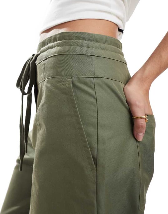 ASOS DESIGN barrel trousers with seam detail in khaki - Image 3