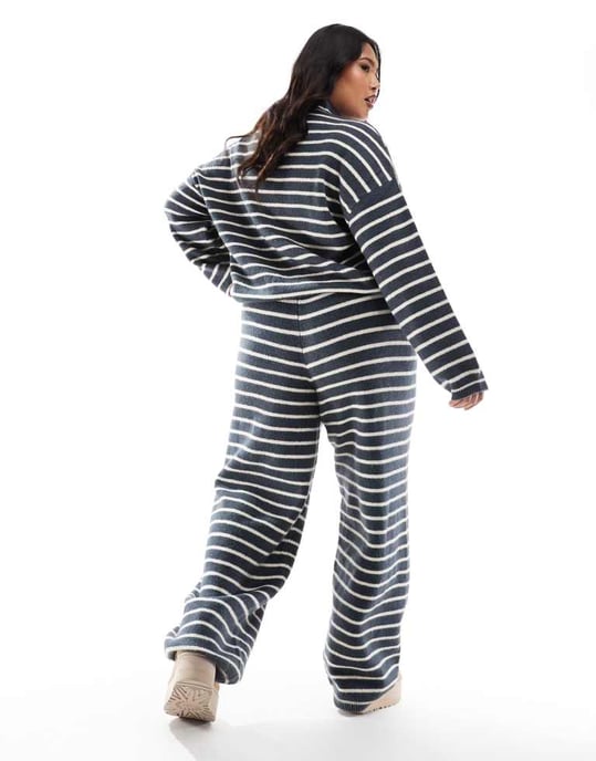 Pieces Curve knitted wide leg jogger co-ord in grey blue stripe - Image 4