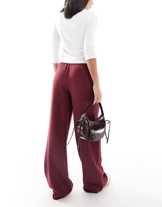 ASOS DESIGN soft tailored wide leg pull on trouser in burgundy - Image 3