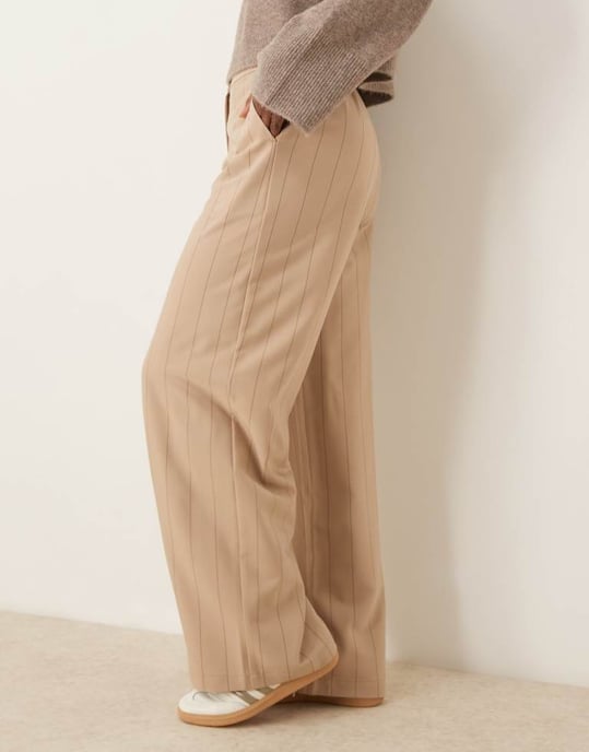 ASOS DESIGN tailored relaxed straight leg trousers in taupe stripe - Image 3