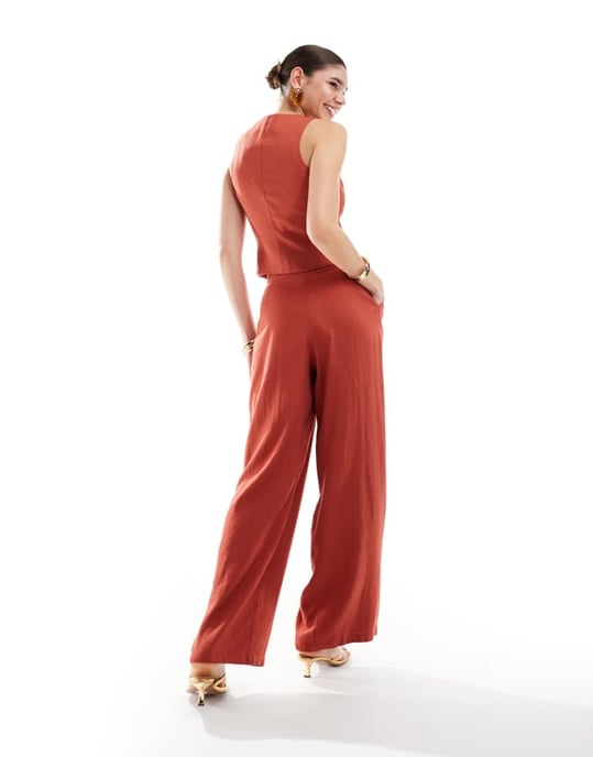 ASOS DESIGN tailored high waist seam detail wide leg linen trousers co-ord in rust - RED - Image 4