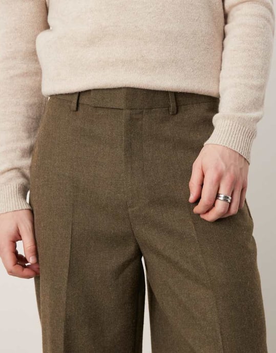 ASOS DESIGN smart oversized tapered trousers with front pleats in olive brushed fabric - Image 2