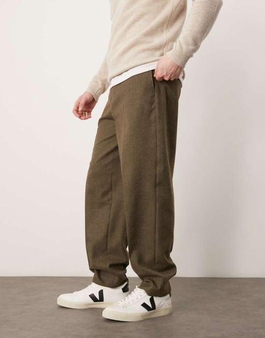 ASOS DESIGN smart oversized tapered trousers with front pleats in olive brushed fabric - Image 3