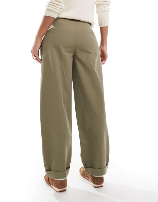 ASOS DESIGN tapered trousers with turn up detail in olive - KHAKI - Image 4