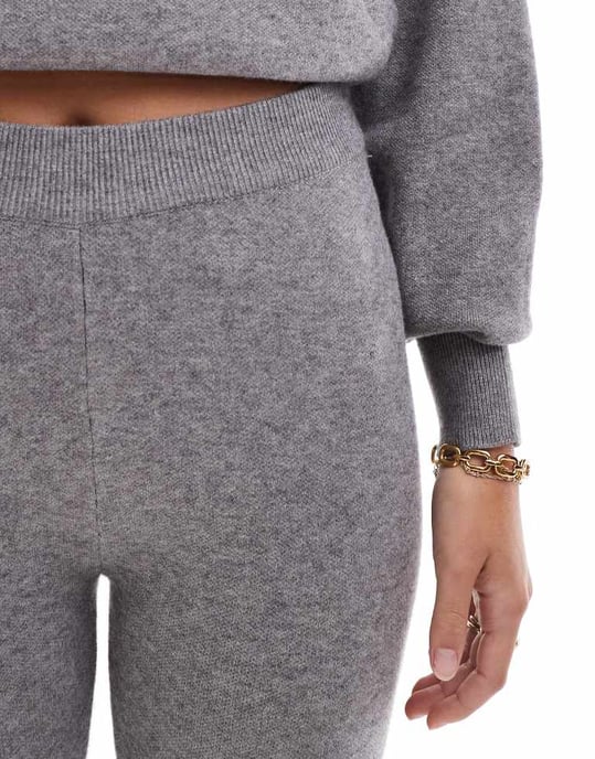 ASOS DESIGN knitted legging co-ord in grey - Image 3