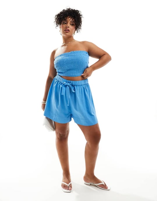 ASOS DESIGN Curve Isabel mix & match linen look shirred bandeau beach top in blue - Image 4